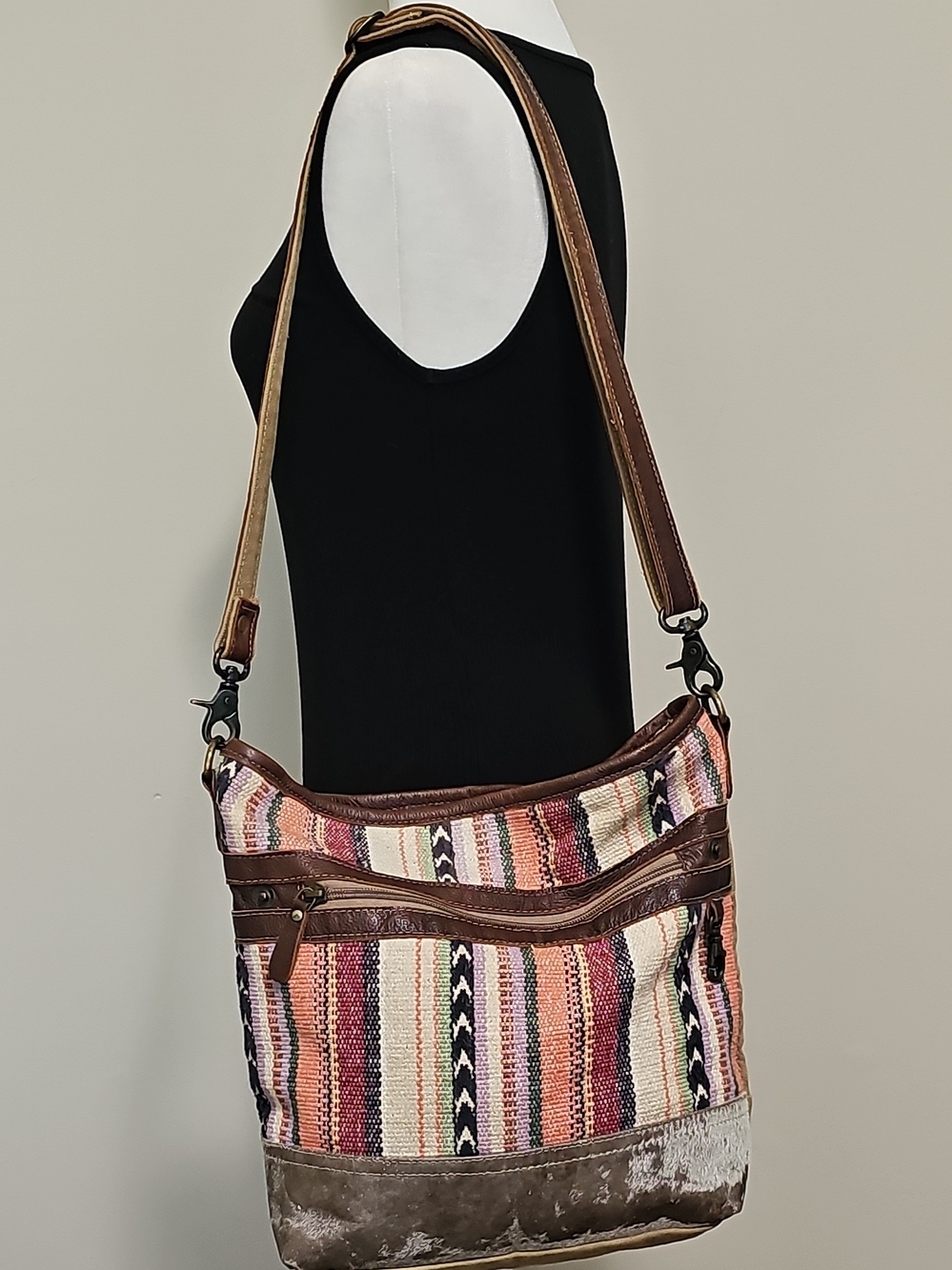 Woven Multi-Stripe Crossbody Shoulder Bag - Brown Trim